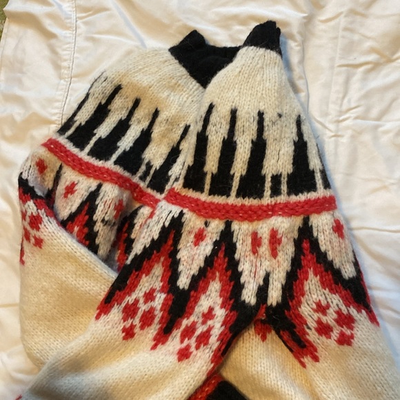 Unused wool women’s Faherty sweater size M - Picture 4 of 4